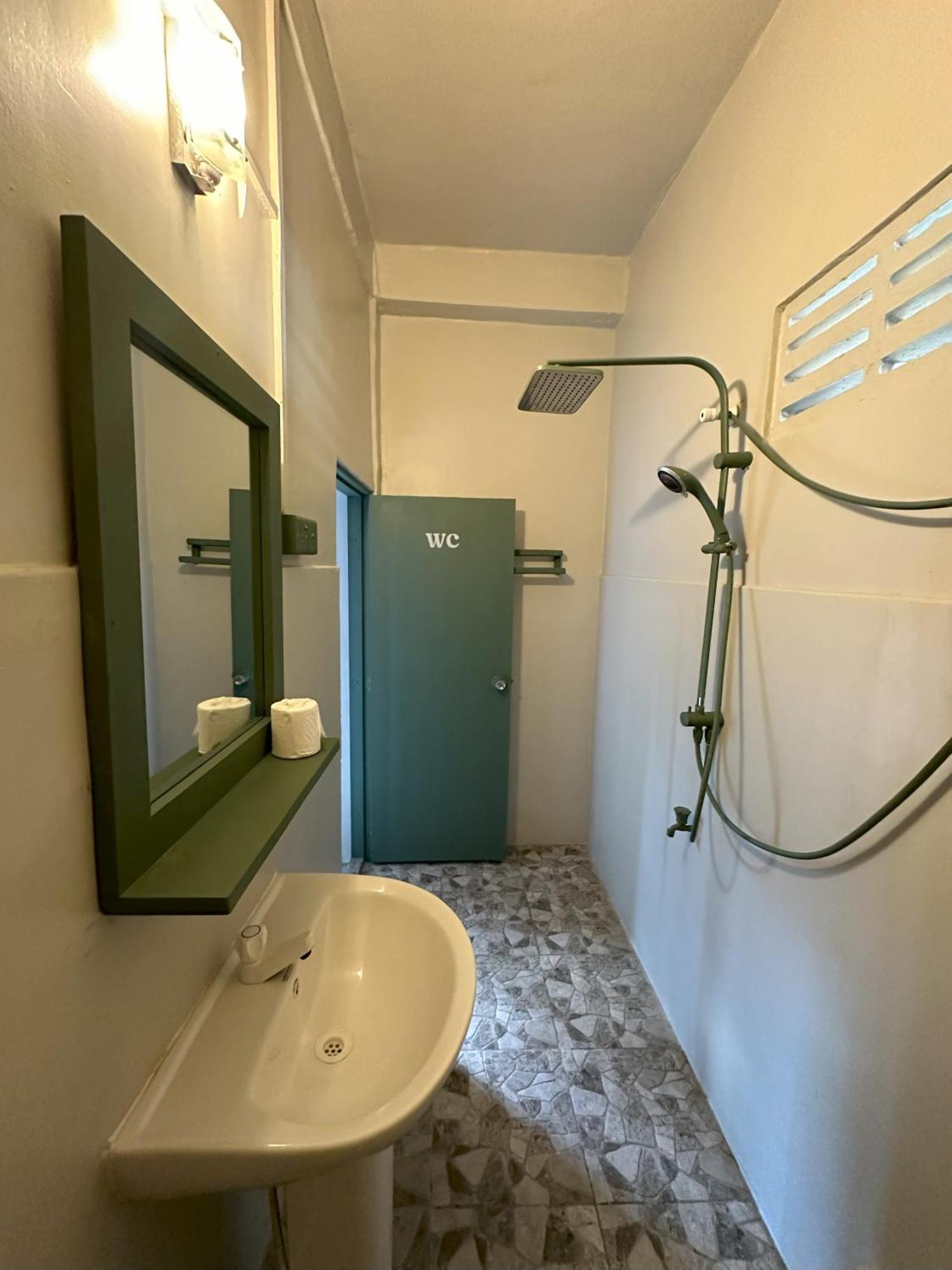 Hawara Coliving Midigama Hotel Екстериор снимка