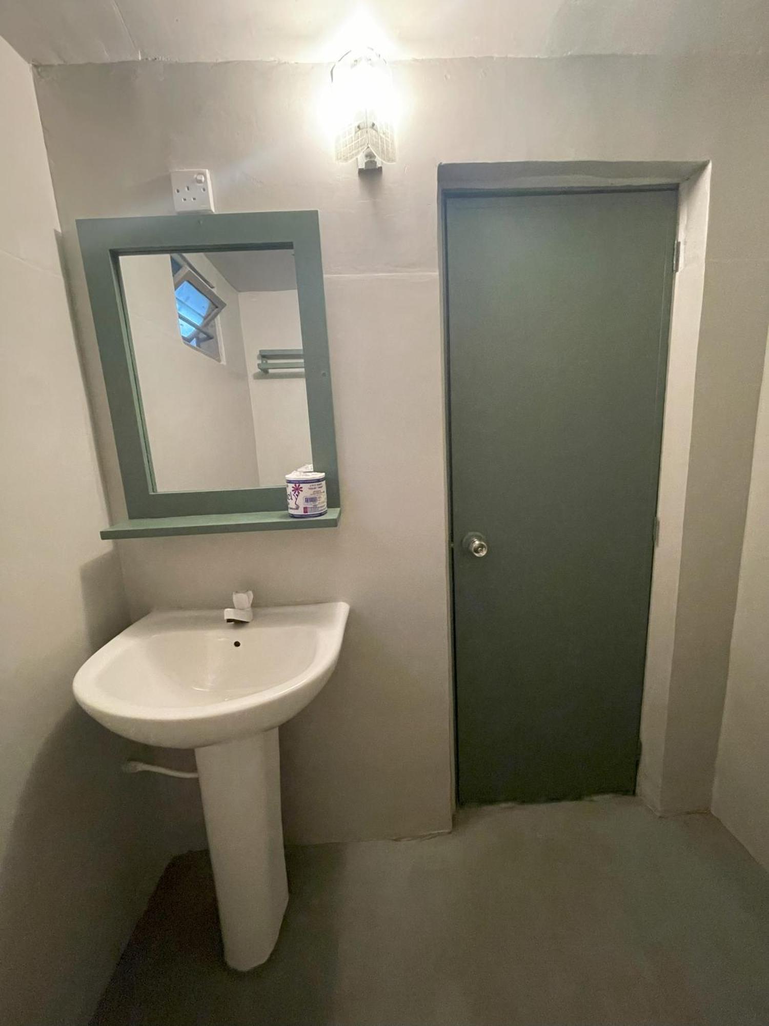 Hawara Coliving Midigama Hotel Екстериор снимка